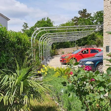 Apartments Jela Sveti Vid-Miholjice Kültér fotó