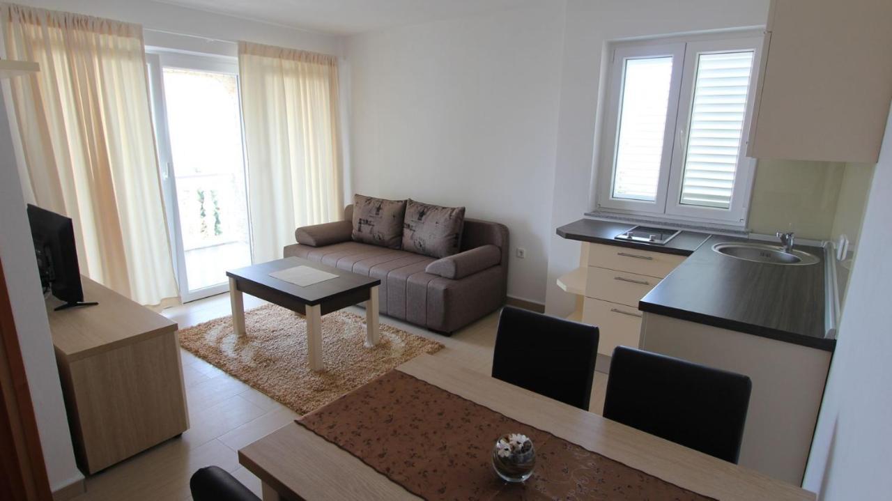 Apartments Jela Sveti Vid-Miholjice Kültér fotó