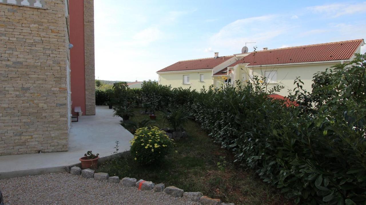 Apartments Jela Sveti Vid-Miholjice Kültér fotó