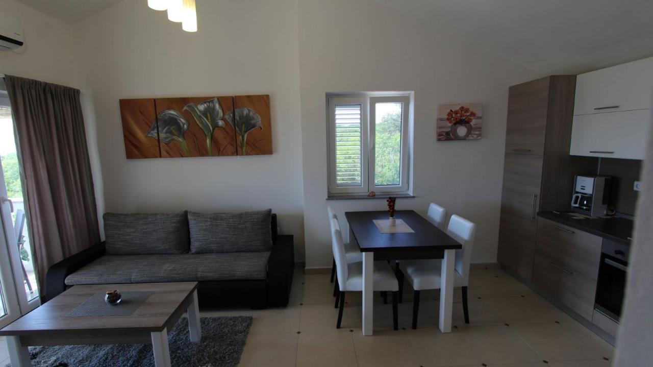 Apartments Jela Sveti Vid-Miholjice Kültér fotó